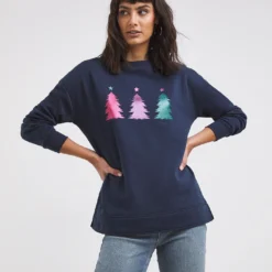 Christmas Tree Novelty Sweatshirt -Yankee Candle Sales Shop x01hi505761w