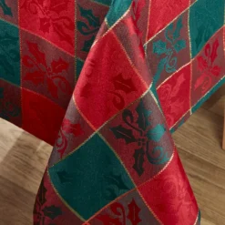 Holly Tablecloth -Yankee Candle Sales Shop x01pd431502s