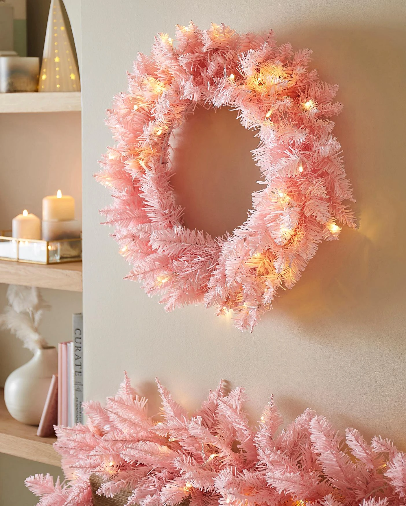 Chamonix Pre-Lit Wreath 3 Chamonix Pre-Lit Wreath