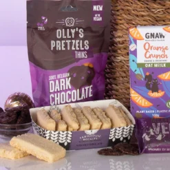 Proudly Vegan Hamper -Yankee Candle Sales Shop z01gu697502s