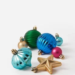 Shatterproof Design Baubles - Set Of 30 -Yankee Candle Sales Shop z01mt124500s
