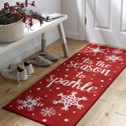 Season Sparkle Christmas Runner